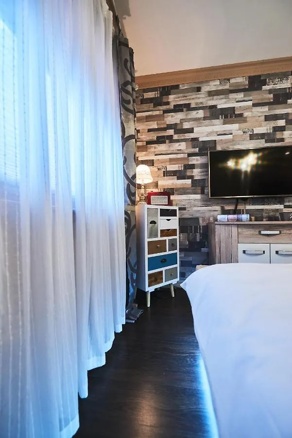 Apartment Alpremira فارنا