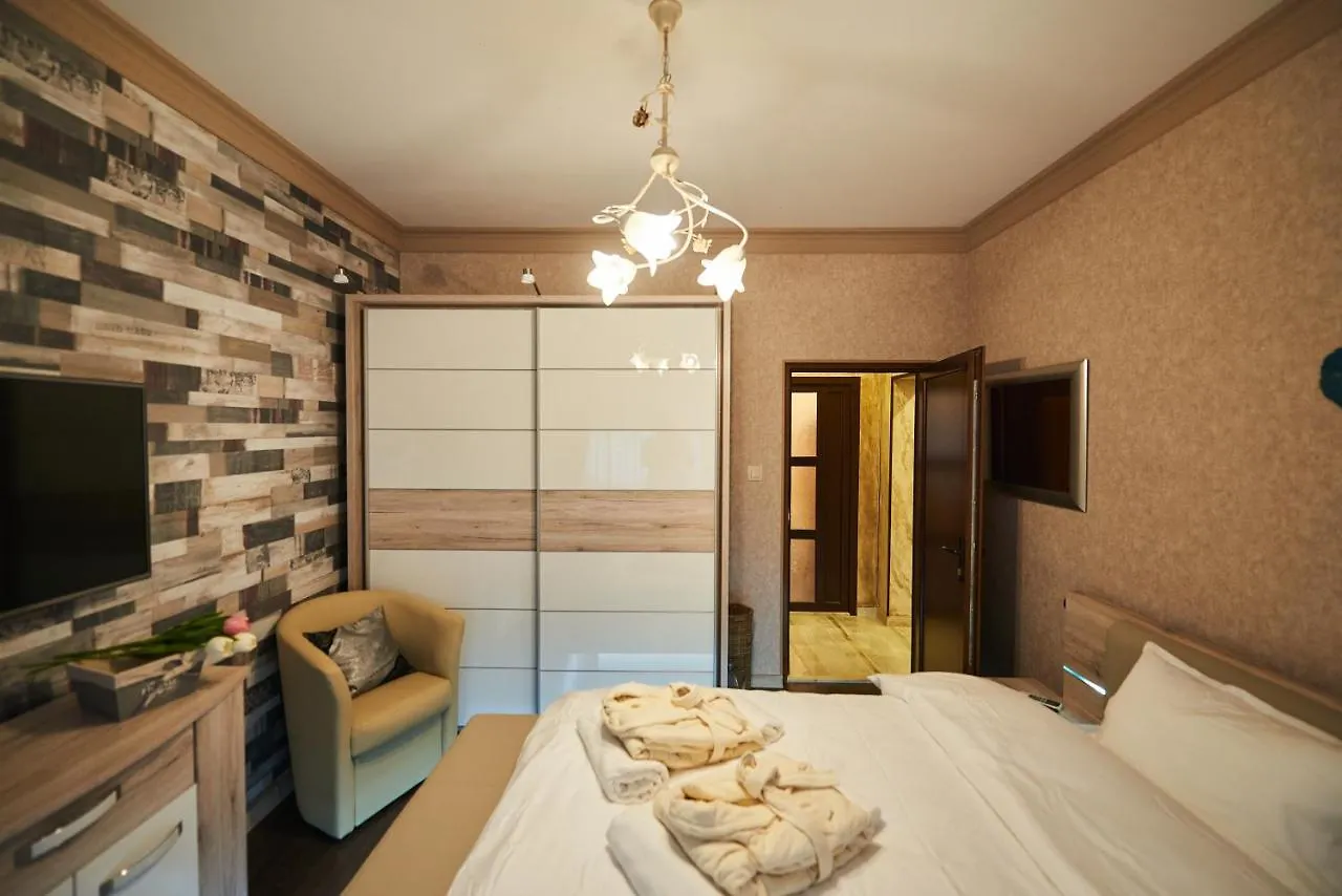 Apartment Alpremira فارنا